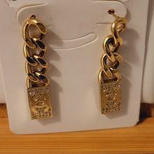 Load image into Gallery viewer, chain link earrings
