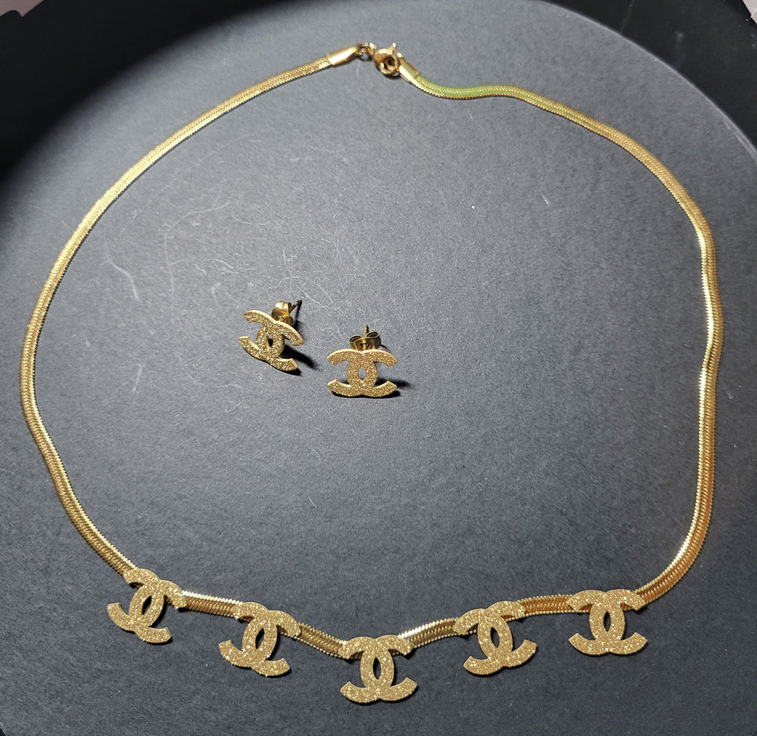 Gold Herringbone flat chain Monogram VIP Necklace set